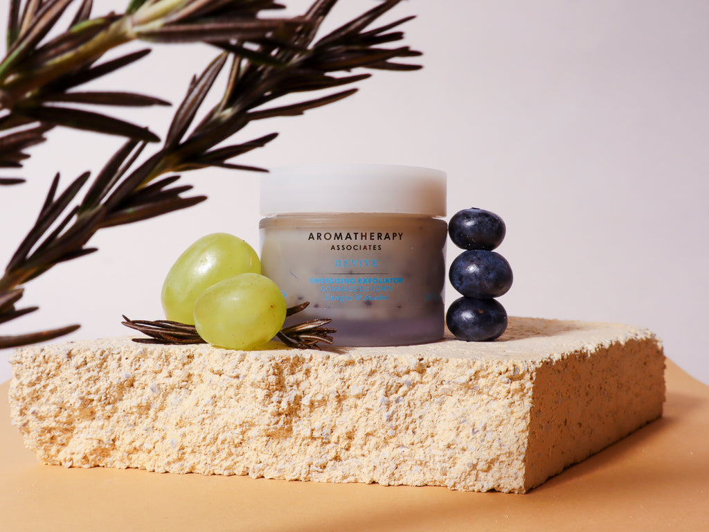 Aromatherapy Associates Revive Energising Exfoliator