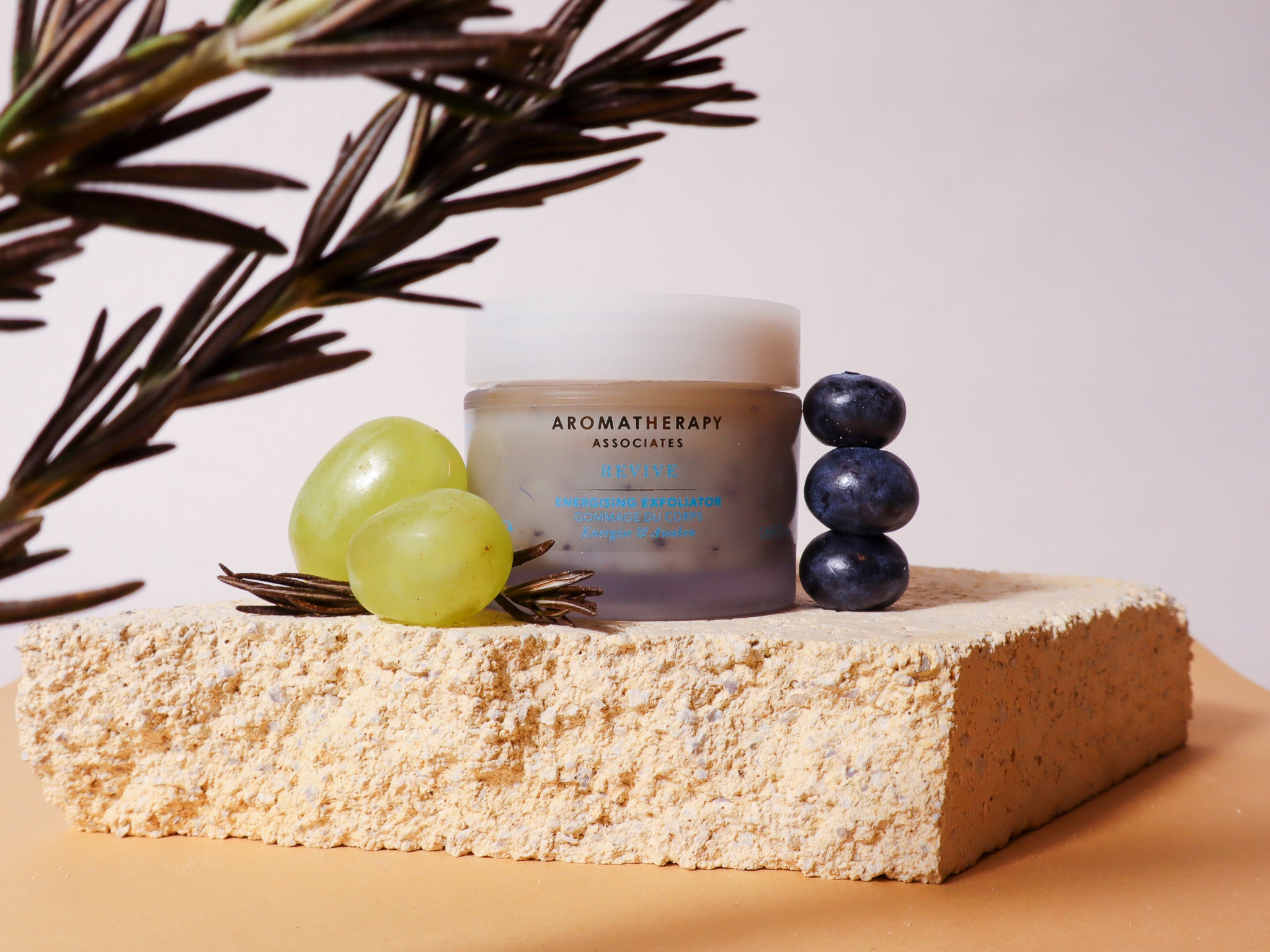 Aromatherapy Associates Revive Energising Exfoliator
